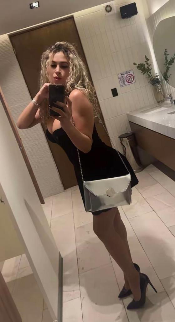 Chica busca chico en Tenerife: 