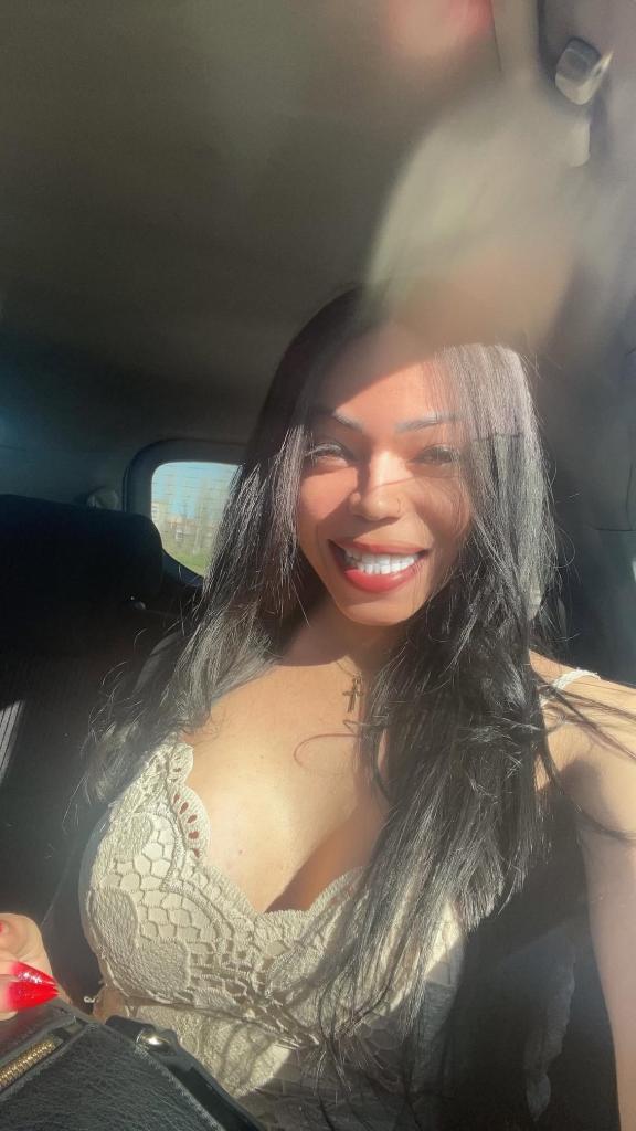 672829212: Chica busca chico en La Coruña