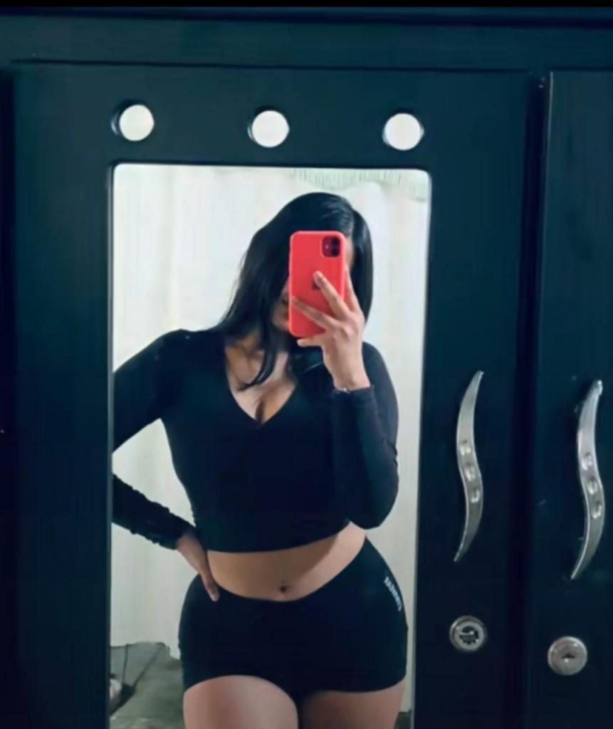 Chica busca chico en Tenerife: 