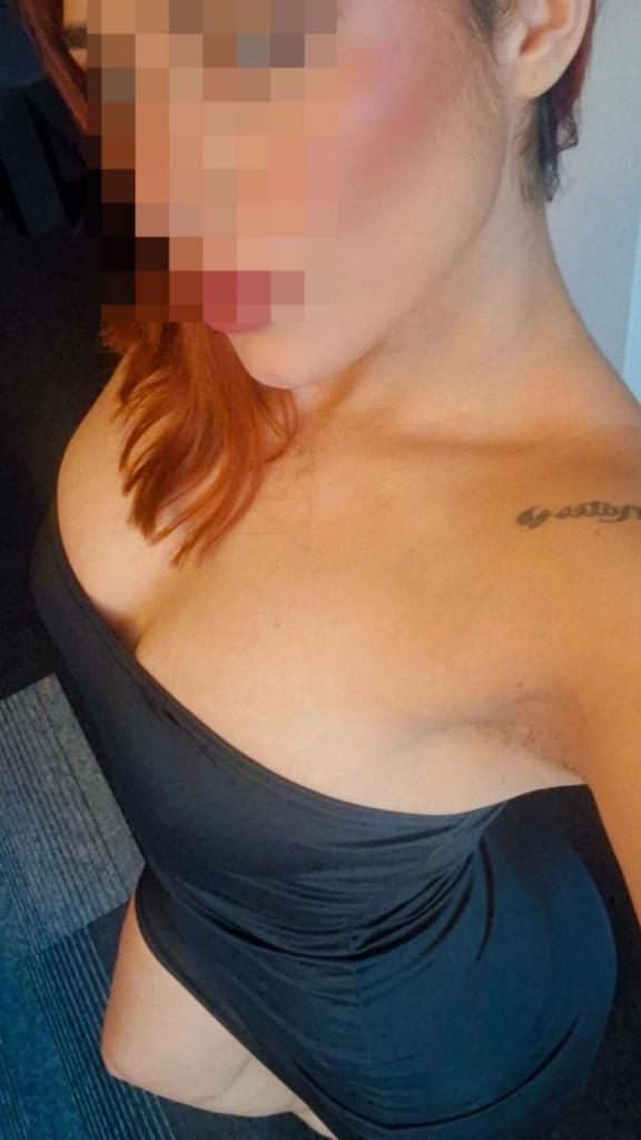 Chica busca chico en Granada: Chica busca chico