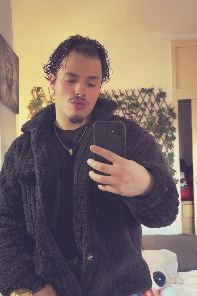 650701539: Chico busca chica en Mallorca