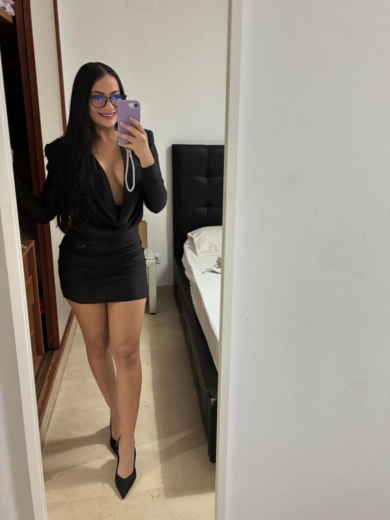 672807158: Chica busca chico en Málaga