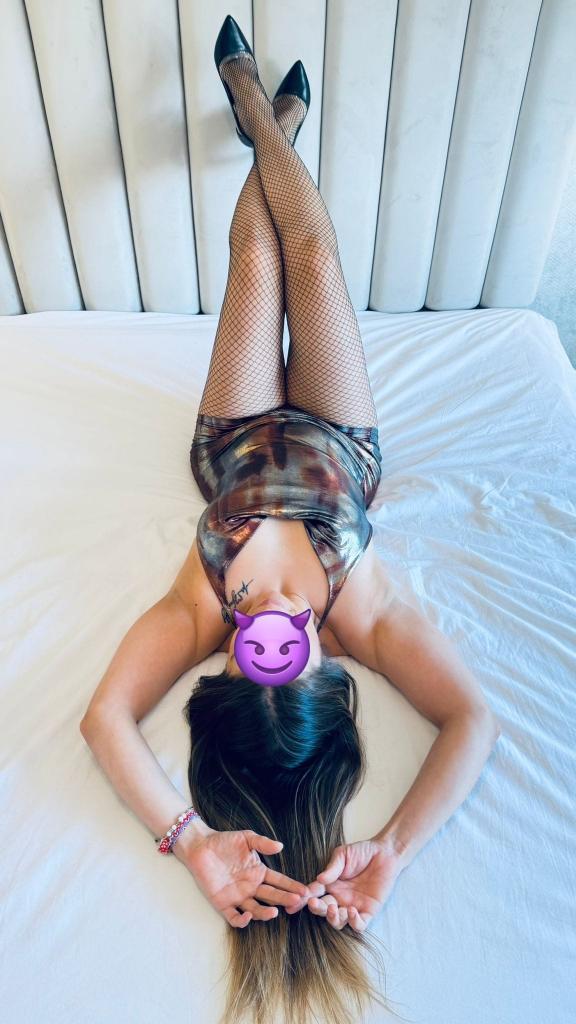 Chica busca chico en Madrid: Chica busca chico