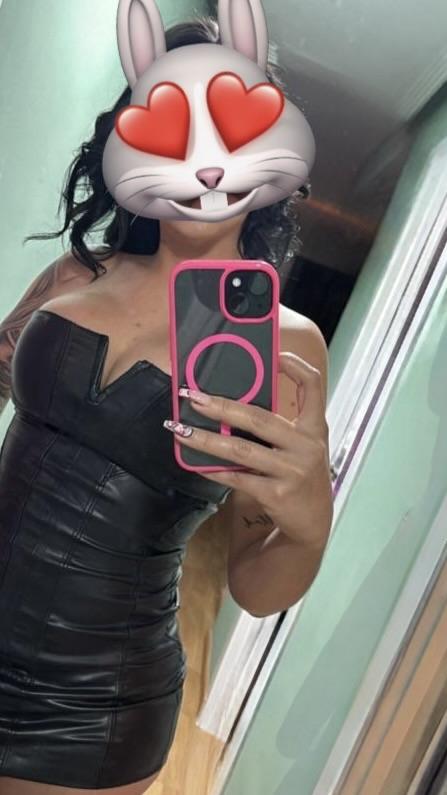 Chica busca chico en Huelva: 