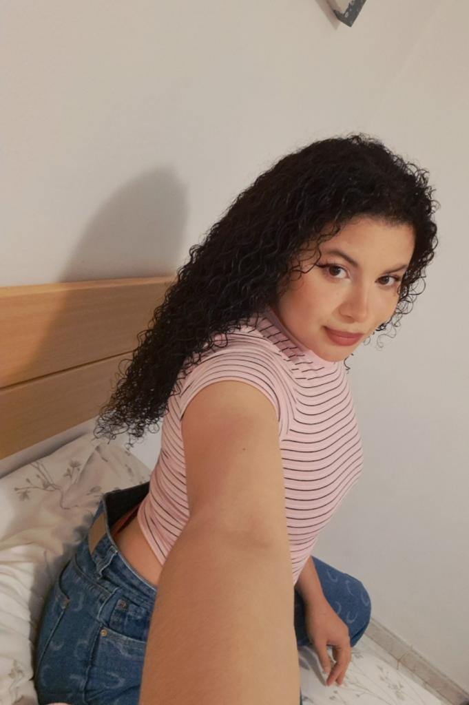 661413605: Chica busca chico en Mallorca