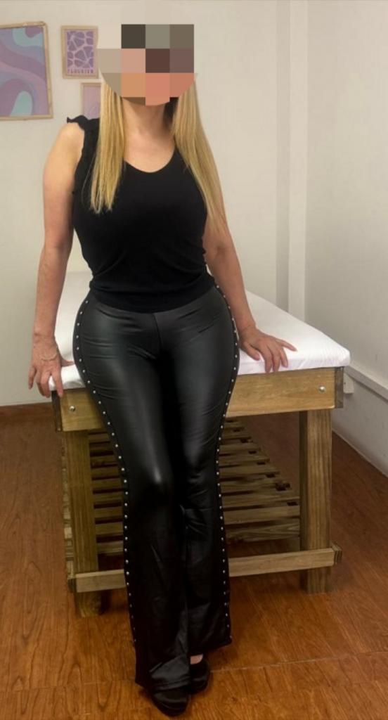 Chica busca chico en Lérida: 