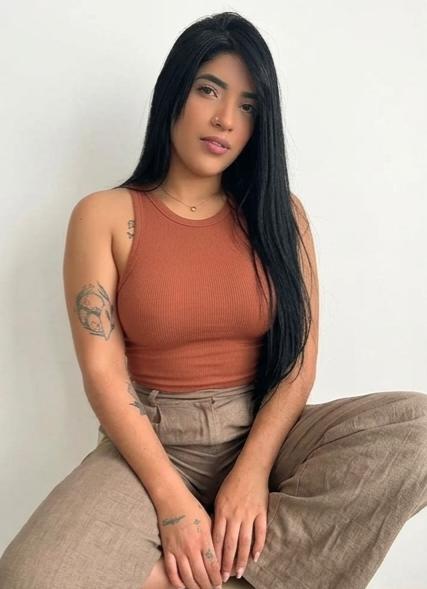 Chica busca chico en Málaga: Chica busca chico