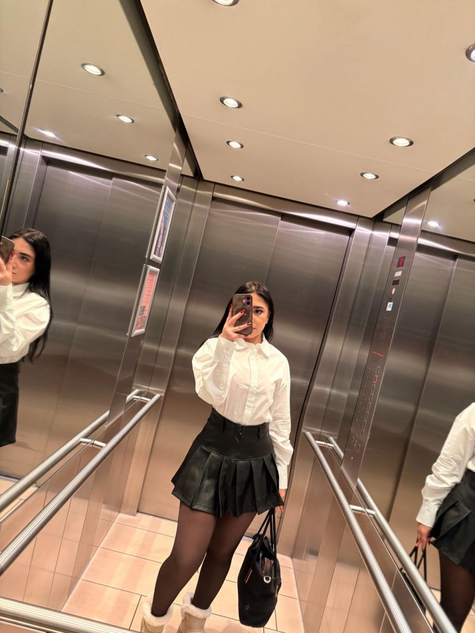 Chica busca chico en Sevilla: 