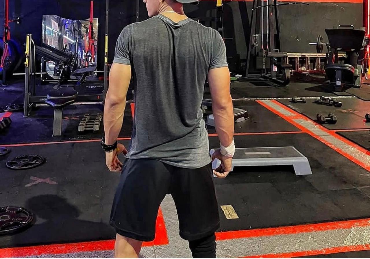 Chico busca chica en Gerona: 