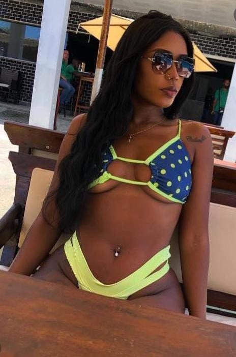 Chica busca chico en Cádiz: 