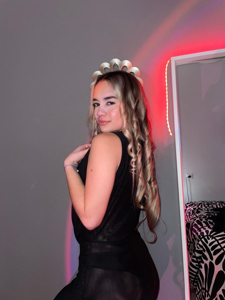 Chica busca chico en Mallorca: 