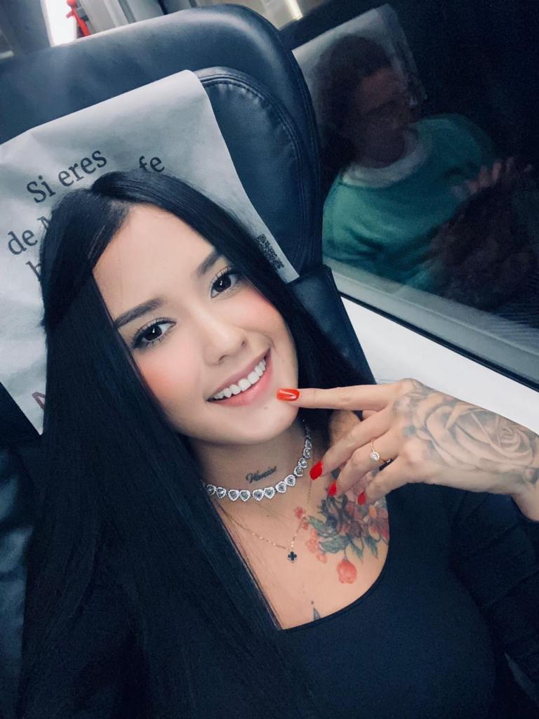 Chica busca chico en Barcelona: 