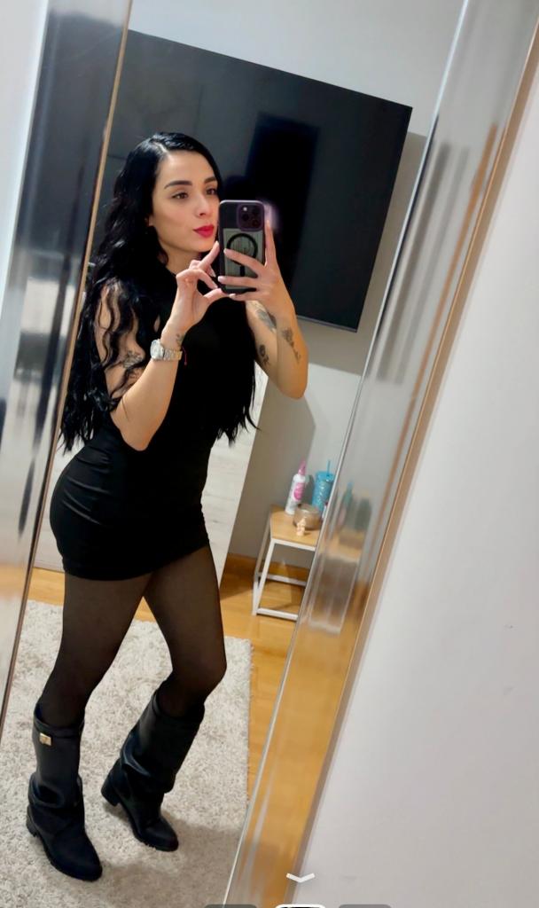 642744246: Chica busca chico en Castellón