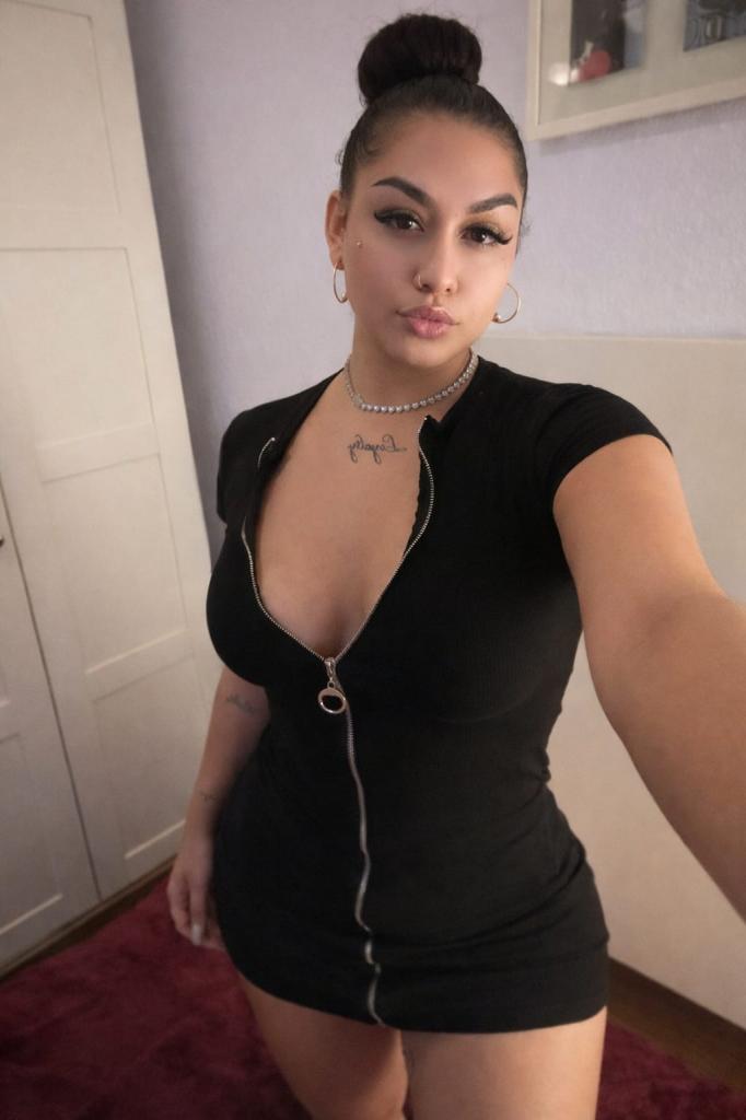 Chica busca chico en Asturias: 