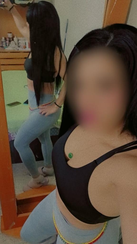 Chica busca chico en Menorca: 