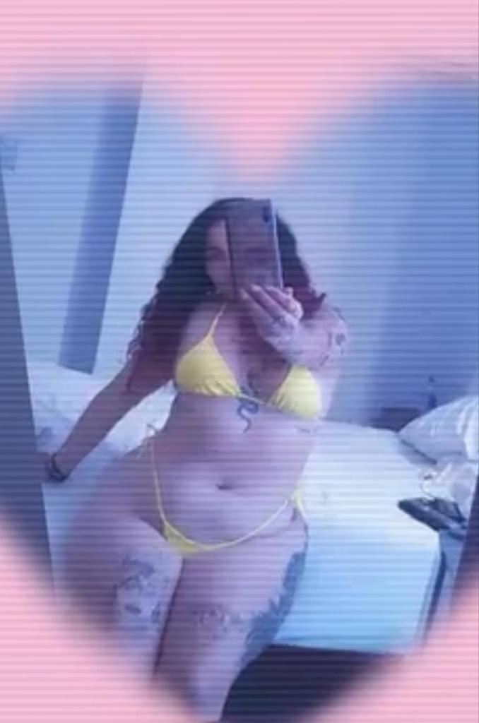 627334834: Chica busca chico en Barcelona