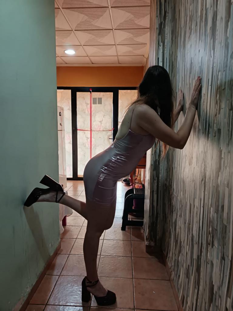 621387982: Chica busca chico en Alicante