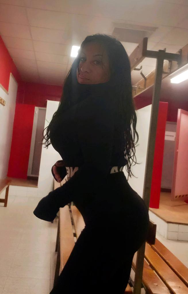 Chica busca chico en Menorca: 