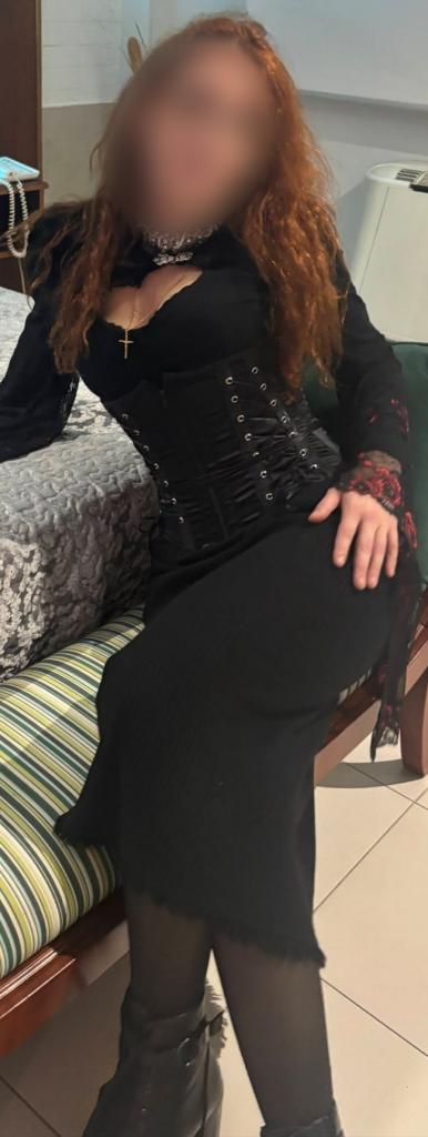 614858896: Chica busca chico en Lugo