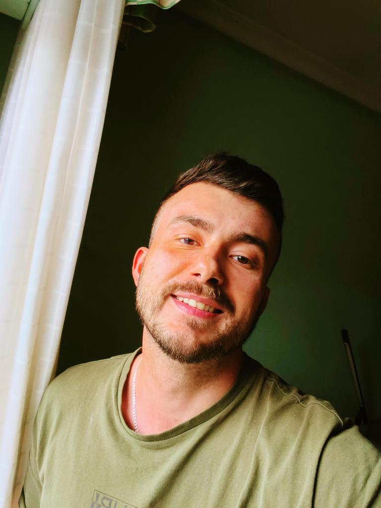 Chico busca chica en Valladolid: 