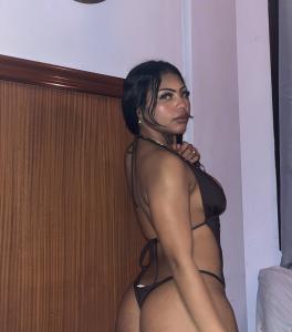 614609309: Chica busca chico en Sevilla