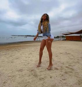 613659586: Chica busca chico en Alicante