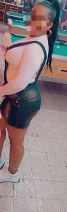 695161872: Chica busca chico en Sevilla