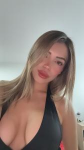647220929: Chica busca chico en Mallorca