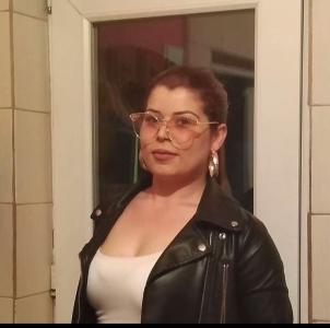 642070049: Chica busca chico en Córdoba