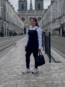 607382190: Chica busca chico en Alicante