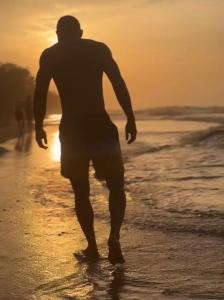 667679830: Chico busca chica en Gerona