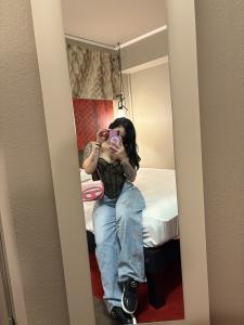 613109526: Chica busca chico en Barcelona