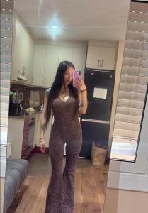 624296366: Chica busca chico en Murcia