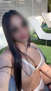 631999055: Chica busca chico en Barcelona