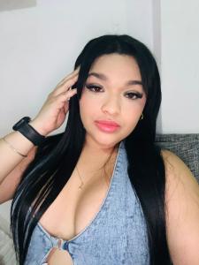 623741855: Chica busca chico en Barcelona