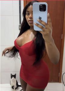 613308569: Chica busca chico en Gerona