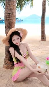 671128557: Chica busca chico en Valencia