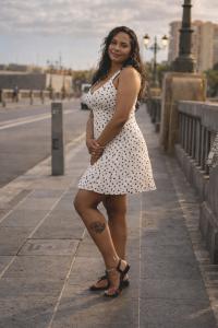 687515616: Chica busca chico en Tenerife