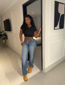 665570381: Chica busca chico en Cádiz