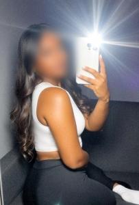 604361685: Chica busca chico en Gerona