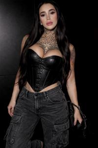 683491189: Transexual en Pontevedra