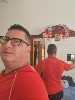 642734011: Chico busca chica en Tenerife