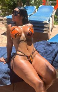 664272791: Chica busca chico en Almería