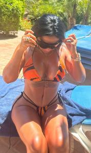 664272791: Chica busca chico en Almería