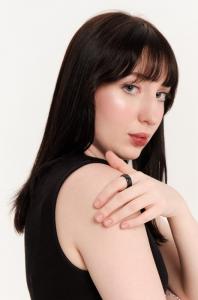 605708426: Chica busca chico en Barcelona