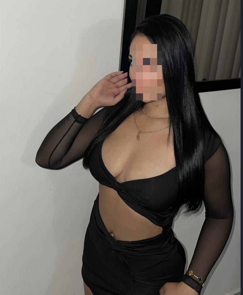 624539394: Chica busca chico en Menorca