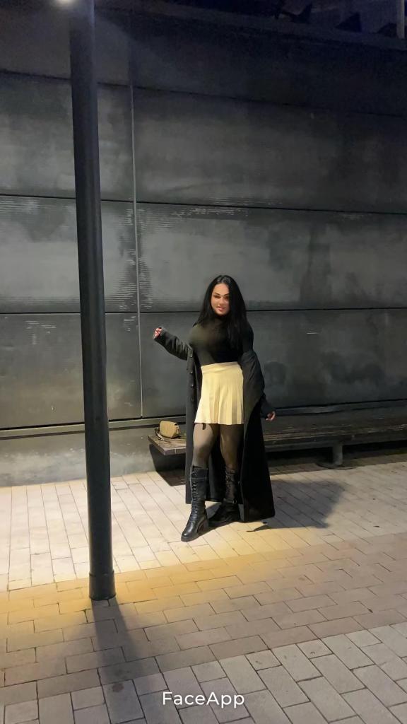 Chica busca chico en Mallorca: 