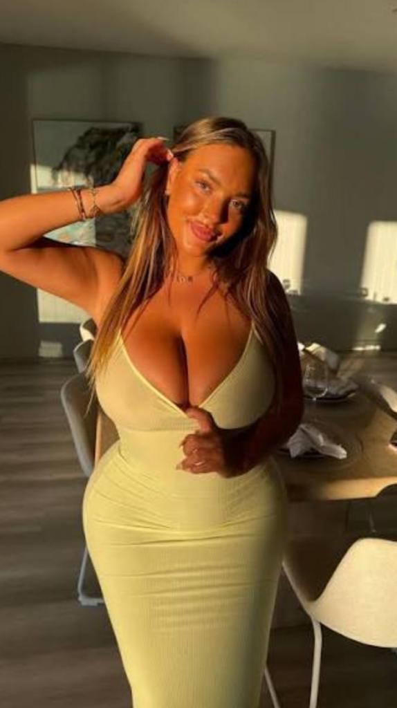 Chica busca chico en Tenerife: 