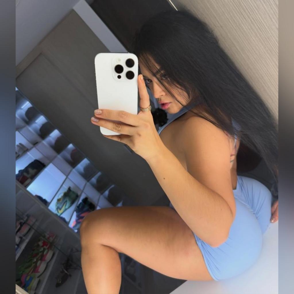 Chica busca chico en Tenerife: 