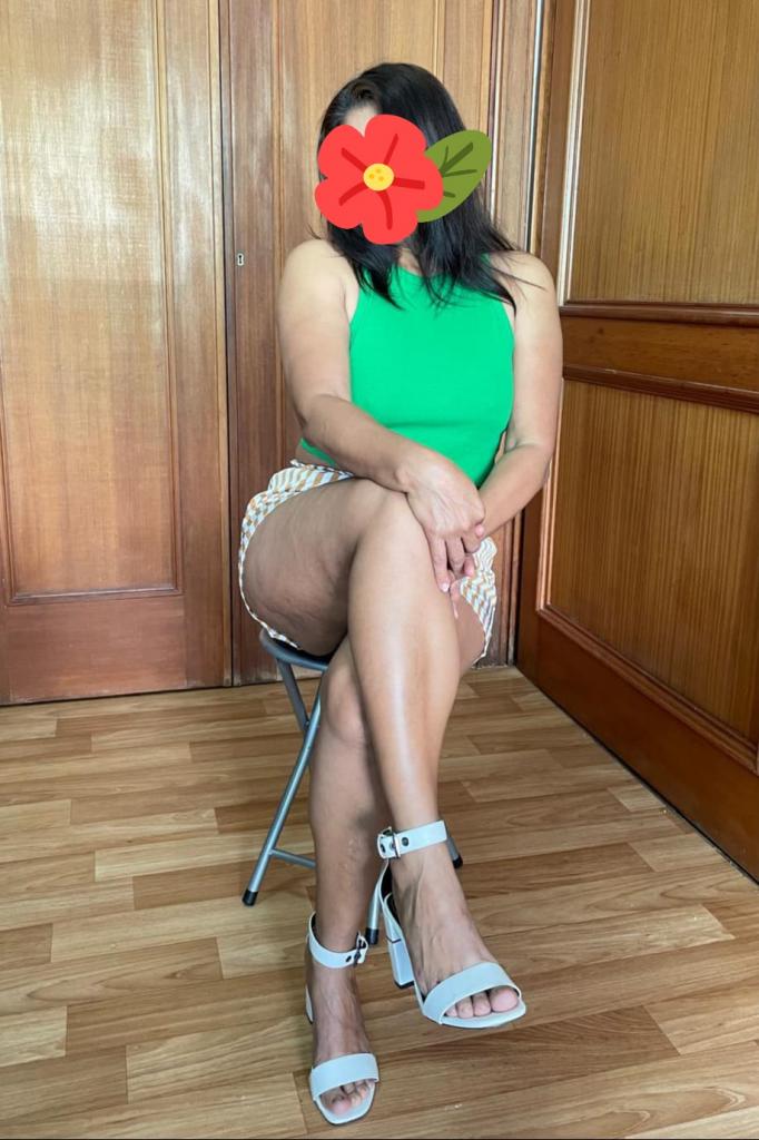 632925094: Chica busca chico en León